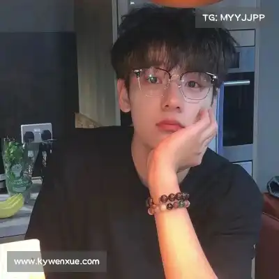 滑鹤迅